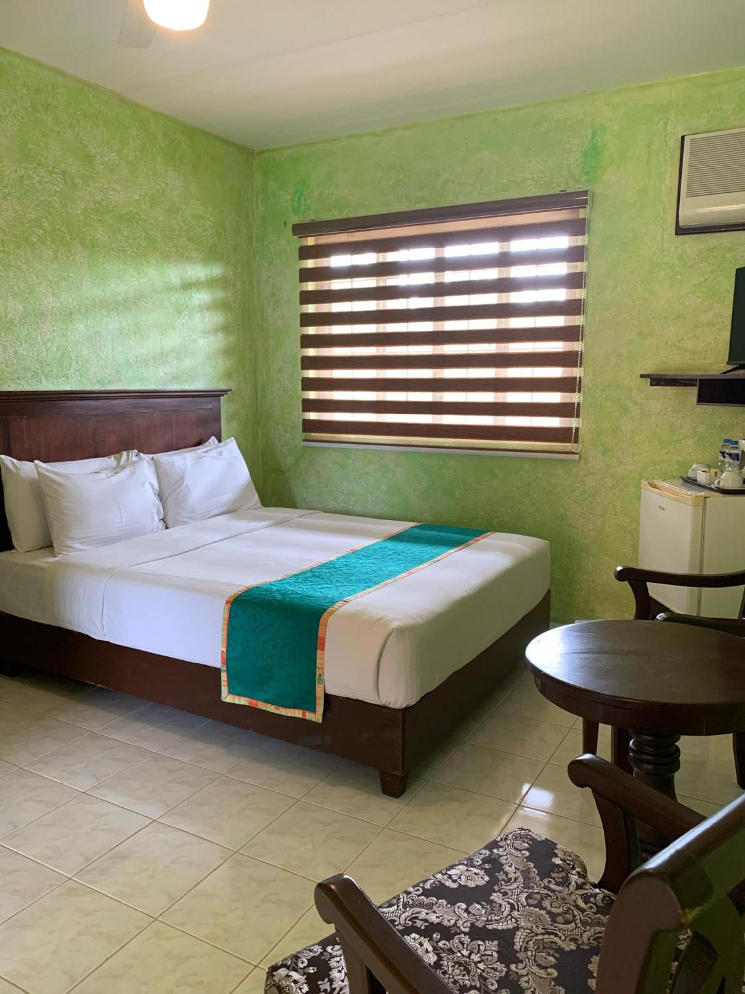 Flushing Meadows Resorts & Playground Panglao Luaran gambar
